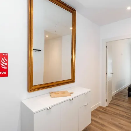 Apartment Caroline By People *